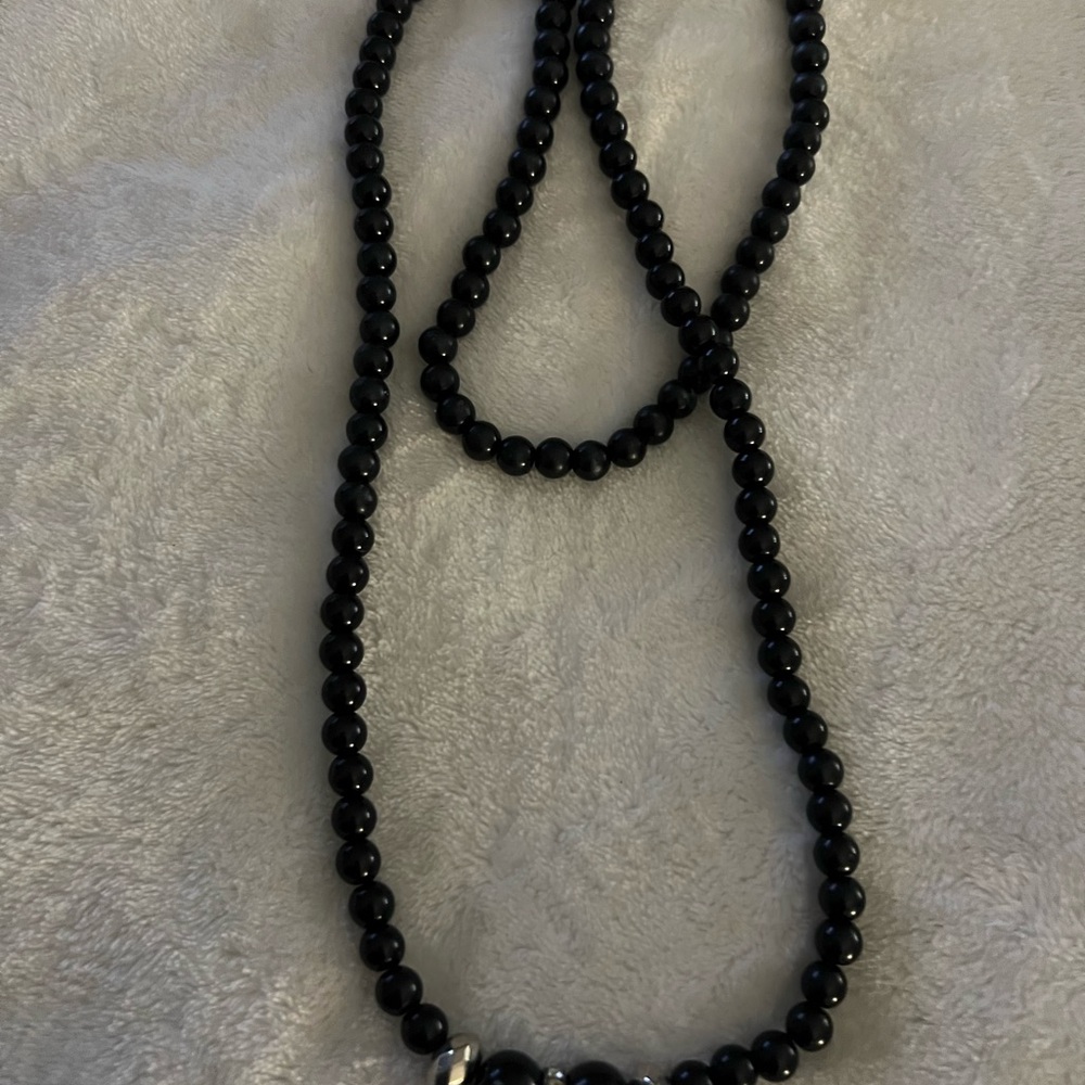 Elegant Black Beaded Necklace